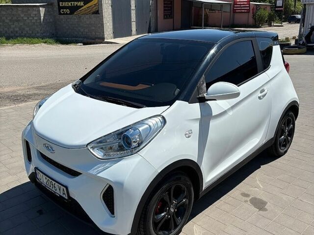 Белый Чери eQ1, объемом двигателя 0 л и пробегом 70 тыс. км за 7300 $, фото 2 на Automoto.ua