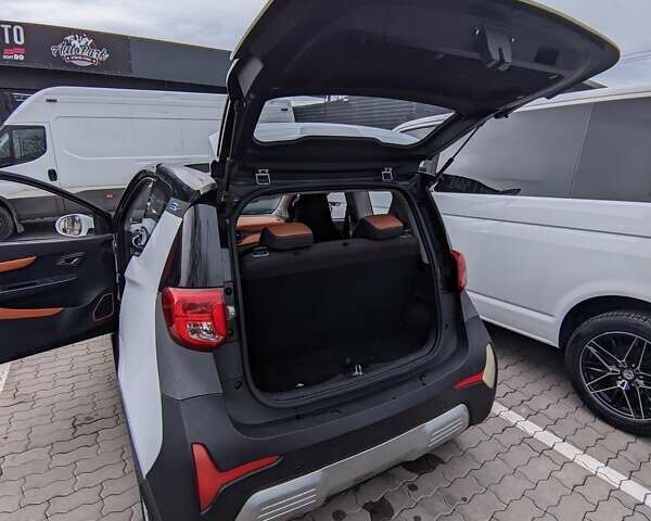 Білий Чері eQ1, об'ємом двигуна 0 л та пробігом 95 тис. км за 7777 $, фото 7 на Automoto.ua