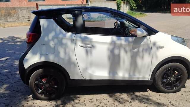 Белый Чери eQ1, объемом двигателя 0 л и пробегом 84 тыс. км за 7000 $, фото 8 на Automoto.ua