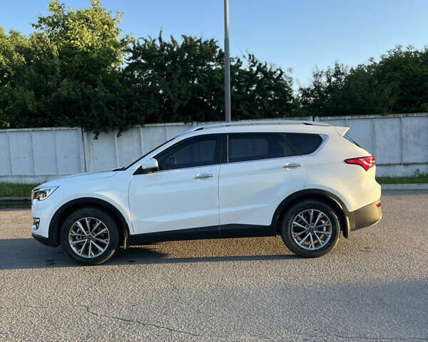 Белый Чери Jetour X70, объемом двигателя 1.5 л и пробегом 38 тыс. км за 14000 $, фото 7 на Automoto.ua