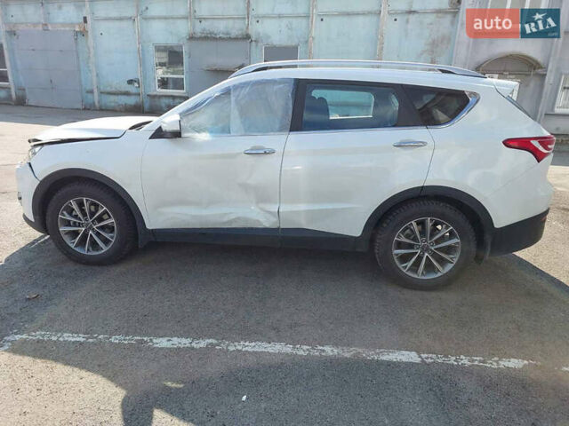 Белый Чери Jetour X70, объемом двигателя 1.5 л и пробегом 12 тыс. км за 9400 $, фото 4 на Automoto.ua