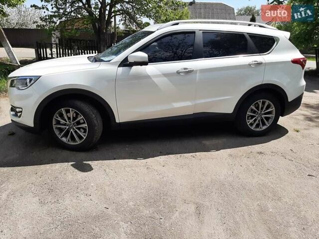 Білий Чері Jetour X70, об'ємом двигуна 1.5 л та пробігом 42 тис. км за 17500 $, фото 3 на Automoto.ua