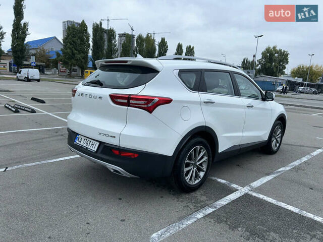 Белый Чери Jetour X70, объемом двигателя 1.5 л и пробегом 48 тыс. км за 14500 $, фото 4 на Automoto.ua