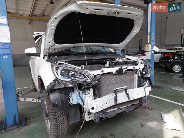 Белый Чери Jetour X70, объемом двигателя 1.5 л и пробегом 12 тыс. км за 10100 $, фото 6 на Automoto.ua