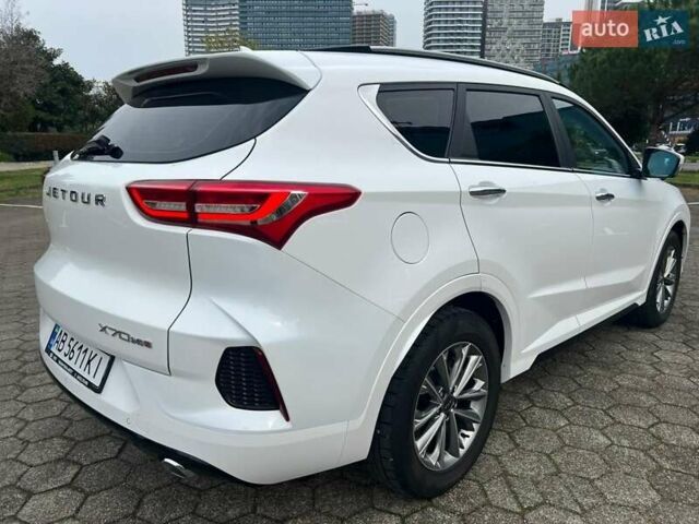 Белый Чери Jetour X70, объемом двигателя 1.5 л и пробегом 40 тыс. км за 14000 $, фото 3 на Automoto.ua