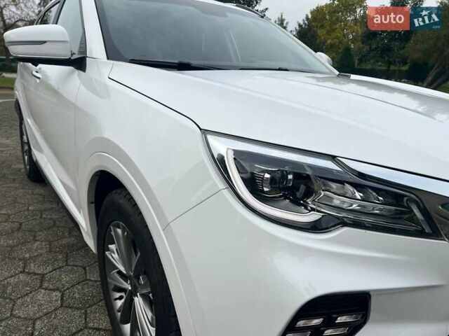 Белый Чери Jetour X70, объемом двигателя 1.5 л и пробегом 40 тыс. км за 14000 $, фото 11 на Automoto.ua