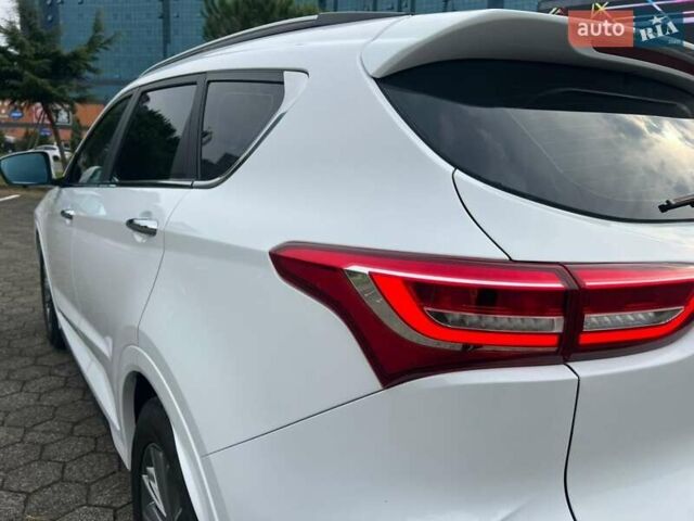 Белый Чери Jetour X70, объемом двигателя 1.5 л и пробегом 40 тыс. км за 14000 $, фото 14 на Automoto.ua