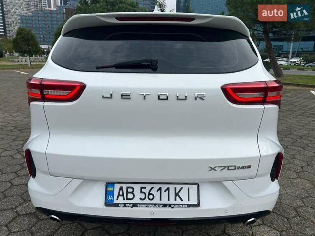 Белый Чери Jetour X70, объемом двигателя 1.5 л и пробегом 40 тыс. км за 14000 $, фото 4 на Automoto.ua