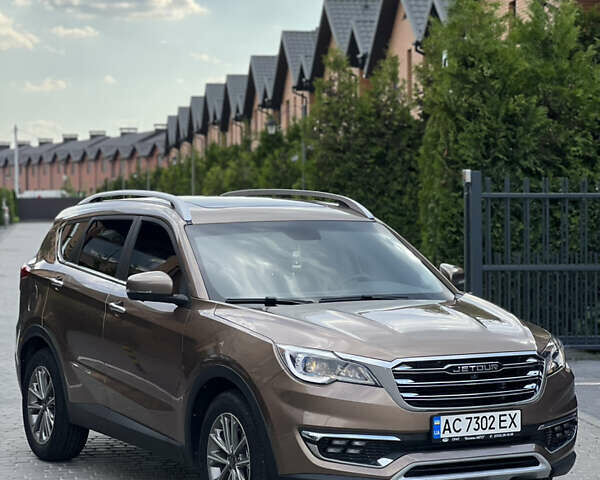 Бежевый Чери Jetour X70, объемом двигателя 1.5 л и пробегом 63 тыс. км за 14999 $, фото 3 на Automoto.ua