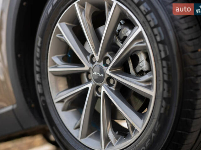 Бежевый Чери Jetour X70, объемом двигателя 1.5 л и пробегом 63 тыс. км за 14500 $, фото 19 на Automoto.ua