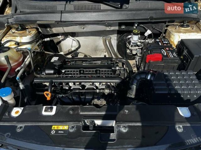 Белый Чери Tiggo 4, объемом двигателя 1.5 л и пробегом 72 тыс. км за 12555 $, фото 7 на Automoto.ua