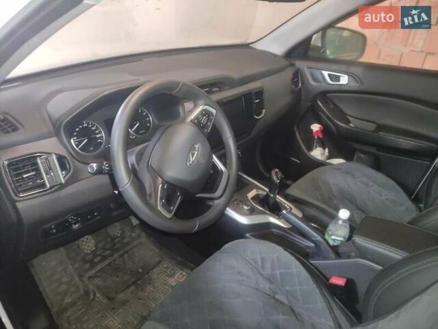 Білий Чері Tiggo 4, об'ємом двигуна 1.5 л та пробігом 5 тис. км за 13500 $, фото 8 на Automoto.ua