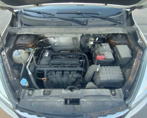 Белый Чери Tiggo 4, объемом двигателя 1.5 л и пробегом 74 тыс. км за 11000 $, фото 7 на Automoto.ua