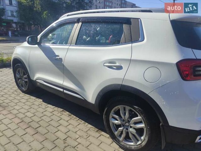 Білий Чері Tiggo 4, об'ємом двигуна 1.5 л та пробігом 5 тис. км за 13500 $, фото 2 на Automoto.ua
