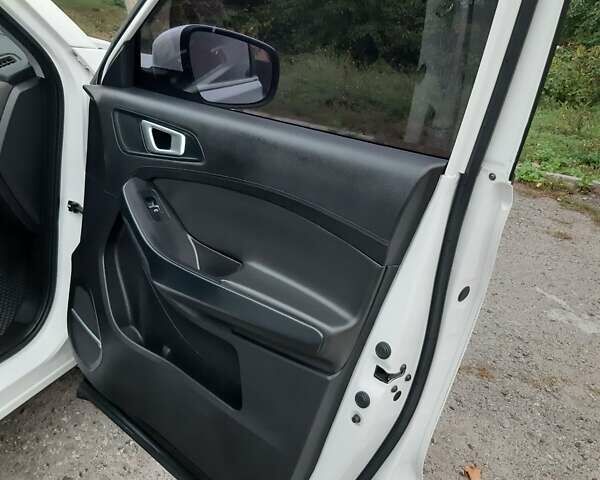 Белый Чери Tiggo 4, объемом двигателя 1.5 л и пробегом 77 тыс. км за 8799 $, фото 11 на Automoto.ua