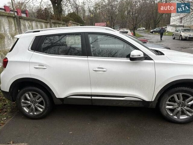 Белый Чери Tiggo 4, объемом двигателя 1.5 л и пробегом 32 тыс. км за 11000 $, фото 2 на Automoto.ua