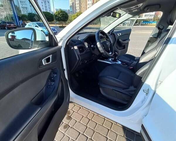 Белый Чери Tiggo 4, объемом двигателя 1.5 л и пробегом 21 тыс. км за 12700 $, фото 11 на Automoto.ua