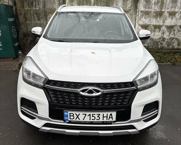 Белый Чери Tiggo 4, объемом двигателя 1.5 л и пробегом 32 тыс. км за 11000 $, фото 1 на Automoto.ua