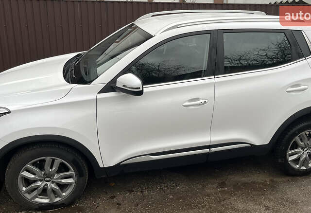 Белый Чери Tiggo 4, объемом двигателя 1.5 л и пробегом 16 тыс. км за 12600 $, фото 2 на Automoto.ua