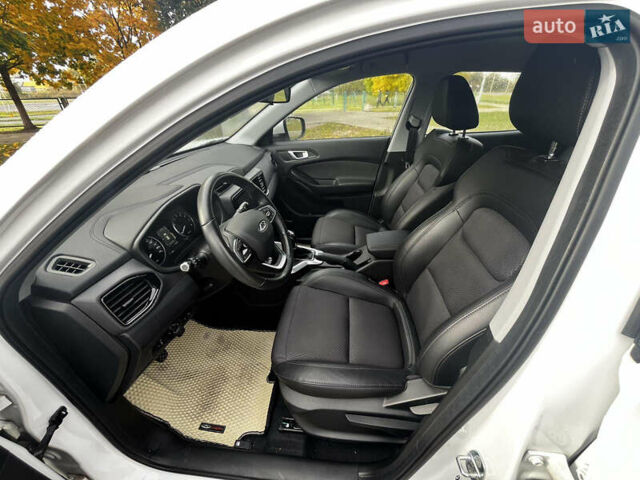 Білий Чері Tiggo 4, об'ємом двигуна 1.5 л та пробігом 15 тис. км за 12500 $, фото 12 на Automoto.ua