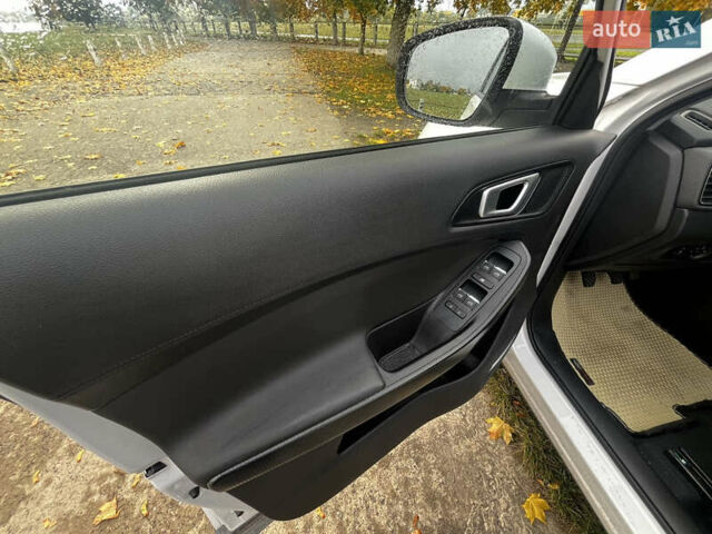 Білий Чері Tiggo 4, об'ємом двигуна 1.5 л та пробігом 15 тис. км за 12500 $, фото 13 на Automoto.ua