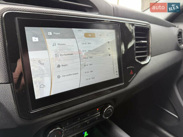 Чері Tiggo 4 2020 у Черкасах на Automoto.ua Чорний Чері Tiggo 4, об'ємом двигуна 1.5 л та пробігом 22 тис. км за 10500 $, фото 9 на Automoto.ua
