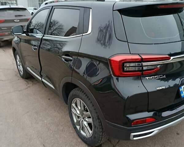 Черный Чери Tiggo 4, объемом двигателя 1.5 л и пробегом 20 тыс. км за 12300 $, фото 4 на Automoto.ua