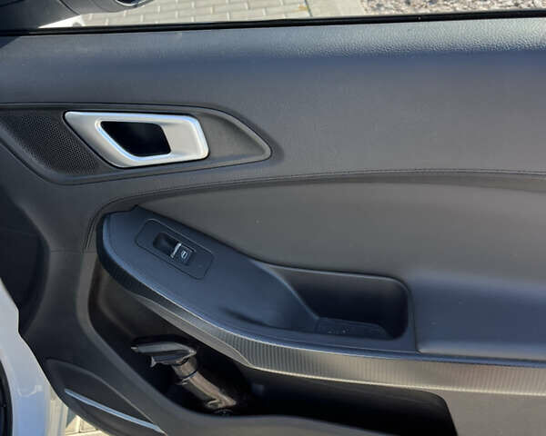 Чери Tiggo 4, объемом двигателя 1.5 л и пробегом 40 тыс. км за 12500 $, фото 14 на Automoto.ua