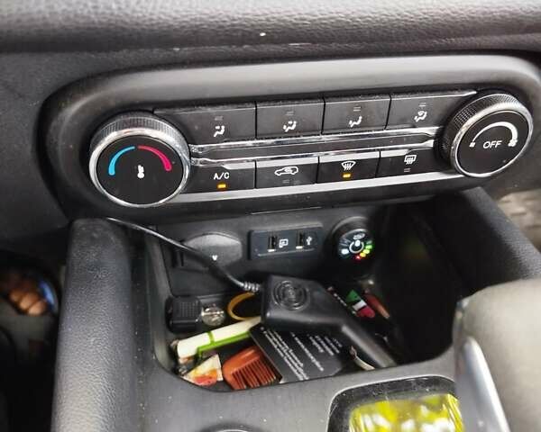 Сірий Чері Tiggo 4, об'ємом двигуна 1.5 л та пробігом 37 тис. км за 14500 $, фото 6 на Automoto.ua