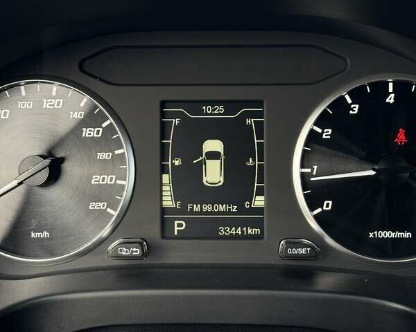 Серый Чери Tiggo 4, объемом двигателя 1.5 л и пробегом 33 тыс. км за 12000 $, фото 4 на Automoto.ua