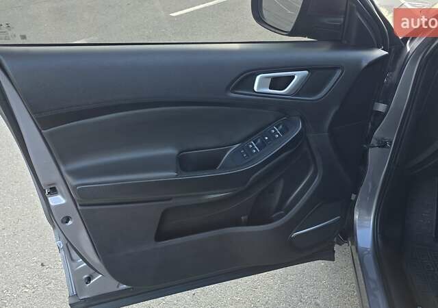 Чери Tiggo 4 2022 в Киеве на Automoto.ua Серый Чери Tiggo 4, объемом двигателя 1.5 л и пробегом 41 тыс. км за 12500 $, фото 10 на Automoto.ua