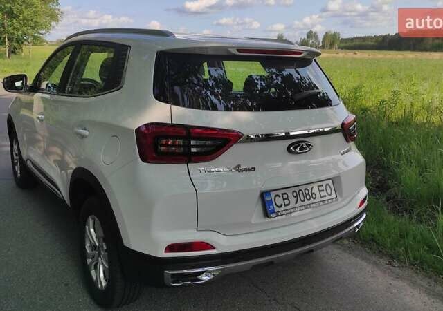 Белый Чери Tiggo 4 Pro, объемом двигателя 1.5 л и пробегом 1 тыс. км за 15500 $, фото 3 на Automoto.ua
