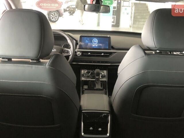 купить новое авто Чери Tiggo 4 Pro 2024 года от официального дилера Сфера-Авто Чери фото