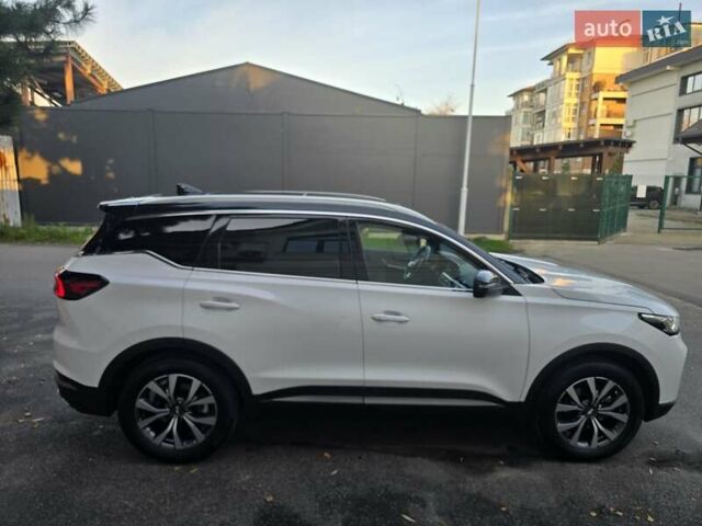 Белый Чери Tiggo 7 Pro, объемом двигателя 1.5 л и пробегом 42 тыс. км за 14800 $, фото 19 на Automoto.ua
