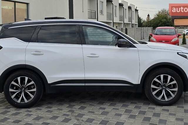 Белый Чери Tiggo 7 Pro, объемом двигателя 1.5 л и пробегом 55 тыс. км за 14900 $, фото 3 на Automoto.ua