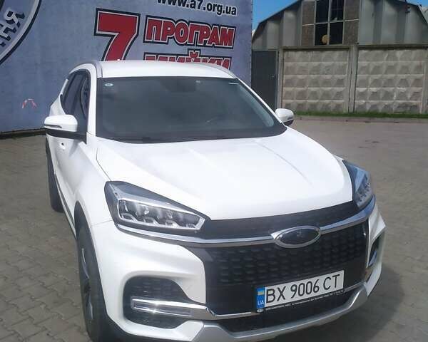 Белый Чери Tiggo 8, объемом двигателя 1.5 л и пробегом 98 тыс. км за 13000 $, фото 1 на Automoto.ua