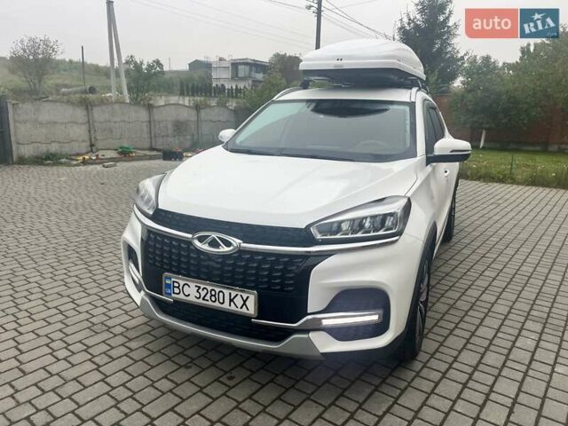 Белый Чери Tiggo 8, объемом двигателя 1.97 л и пробегом 100 тыс. км за 13500 $, фото 3 на Automoto.ua