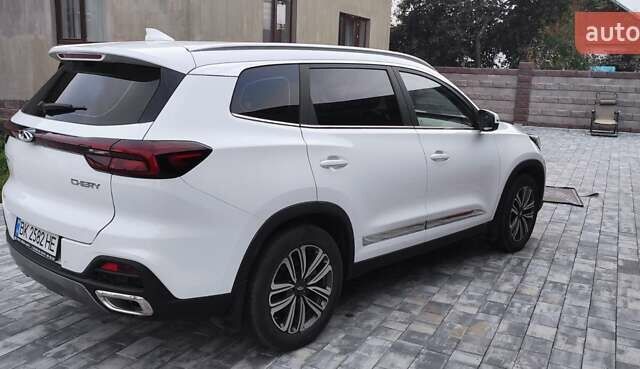 Белый Чери Tiggo 8, объемом двигателя 1.97 л и пробегом 60 тыс. км за 17000 $, фото 5 на Automoto.ua