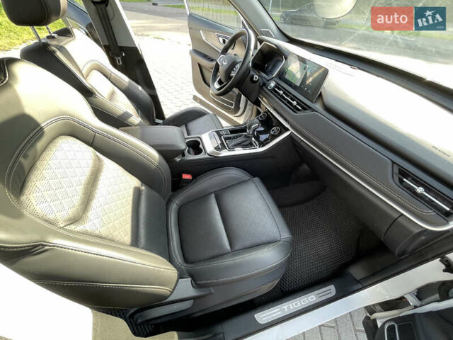 Белый Чери Tiggo 8, объемом двигателя 1.97 л и пробегом 25 тыс. км за 14000 $, фото 7 на Automoto.ua