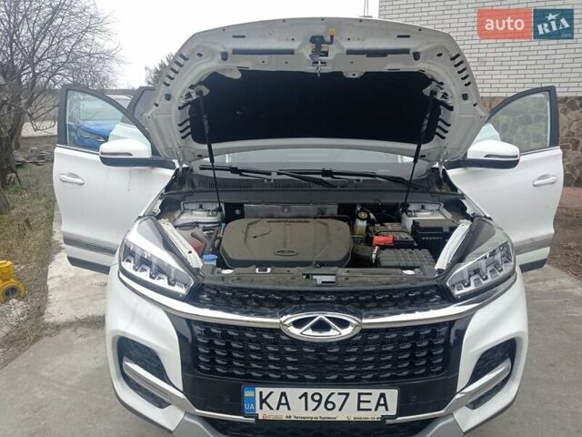 Білий Чері Tiggo 8, об'ємом двигуна 2 л та пробігом 1 тис. км за 24000 $, фото 4 на Automoto.ua
