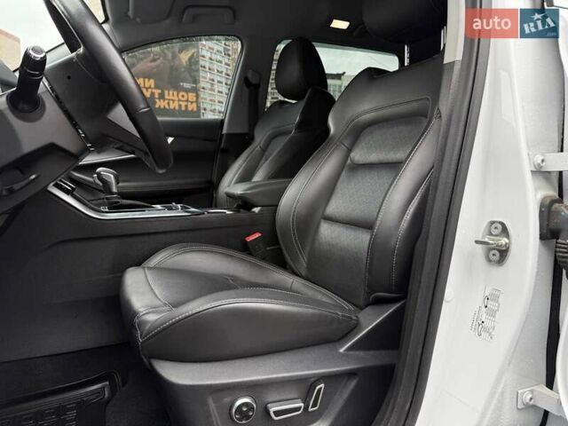 Белый Чери Tiggo 8, объемом двигателя 1.97 л и пробегом 69 тыс. км за 13490 $, фото 8 на Automoto.ua