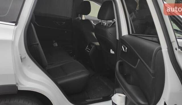 Белый Чери Tiggo 8, объемом двигателя 1.97 л и пробегом 60 тыс. км за 17000 $, фото 8 на Automoto.ua