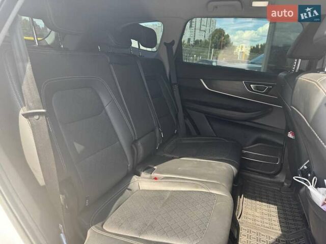Білий Чері Tiggo 8, об'ємом двигуна 1.97 л та пробігом 67 тис. км за 16990 $, фото 11 на Automoto.ua