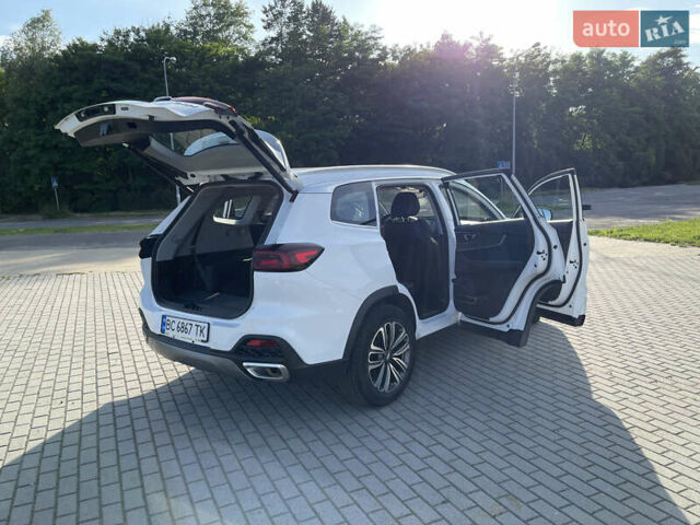 Белый Чери Tiggo 8, объемом двигателя 1.97 л и пробегом 25 тыс. км за 14000 $, фото 6 на Automoto.ua