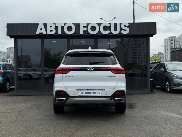 Белый Чери Tiggo 8, объемом двигателя 1.97 л и пробегом 69 тыс. км за 13490 $, фото 5 на Automoto.ua