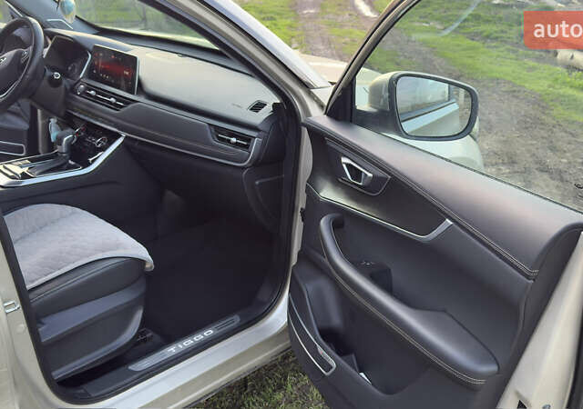 Бежевий Чері Tiggo 8, об'ємом двигуна 2 л та пробігом 58 тис. км за 17200 $, фото 19 на Automoto.ua