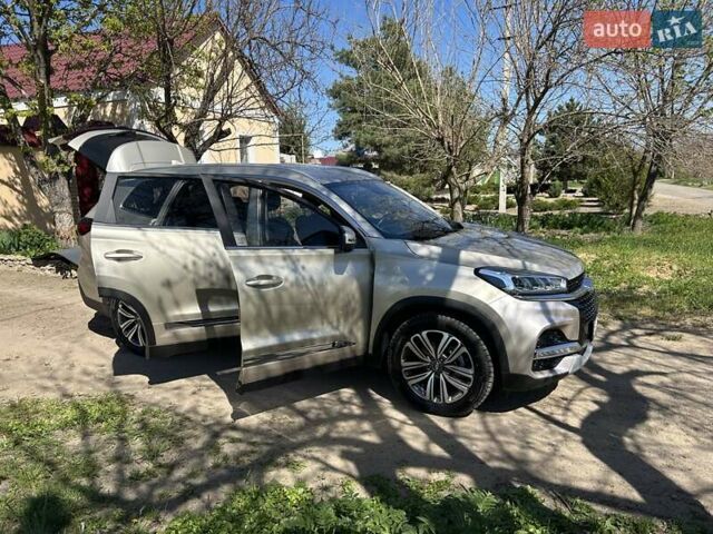 Бежевий Чері Tiggo 8, об'ємом двигуна 1.97 л та пробігом 53 тис. км за 16400 $, фото 4 на Automoto.ua