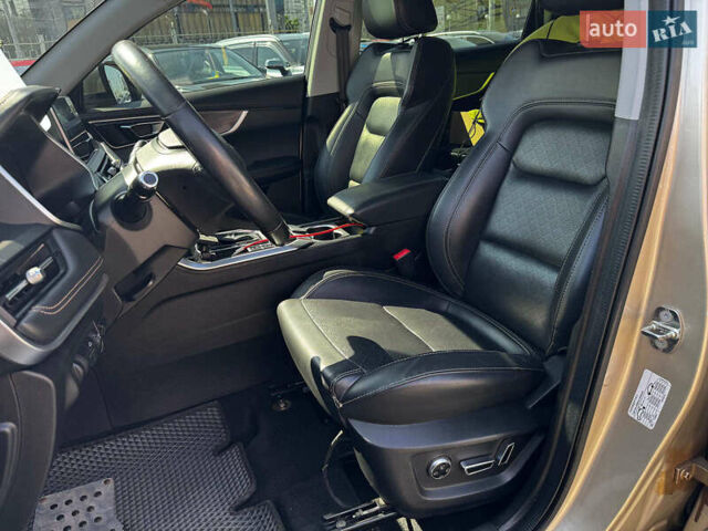 Бежевий Чері Tiggo 8, об'ємом двигуна 2 л та пробігом 51 тис. км за 14990 $, фото 15 на Automoto.ua