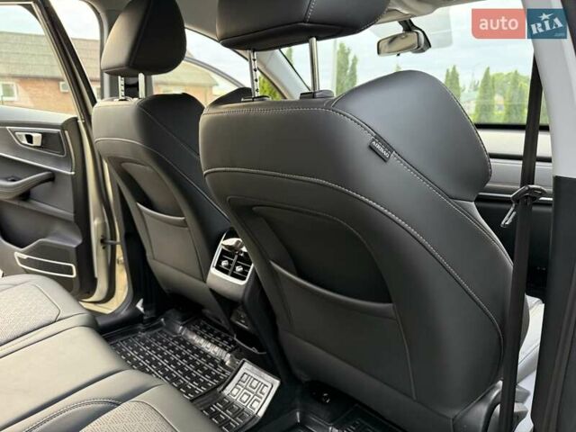 Бежевий Чері Tiggo 8, об'ємом двигуна 1.97 л та пробігом 8 тис. км за 18700 $, фото 157 на Automoto.ua