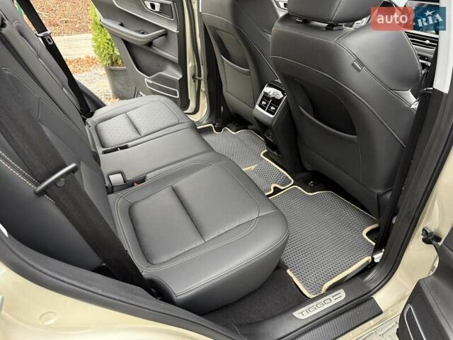 Бежевый Чери Tiggo 8, объемом двигателя 1.97 л и пробегом 10 тыс. км за 18900 $, фото 33 на Automoto.ua